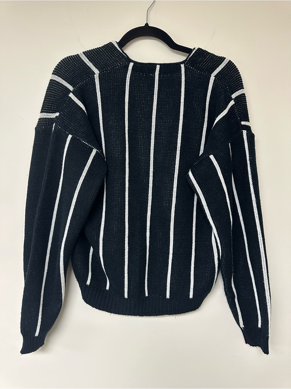 Vintage 90’s Black & White Stripe V-Neck Cardigan Sweater - Picture 3 of 10